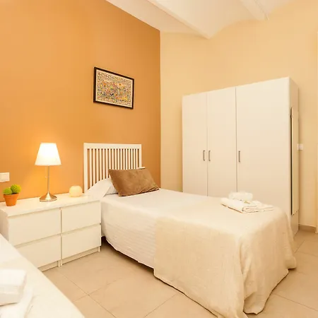 Comfy Corner 32 *